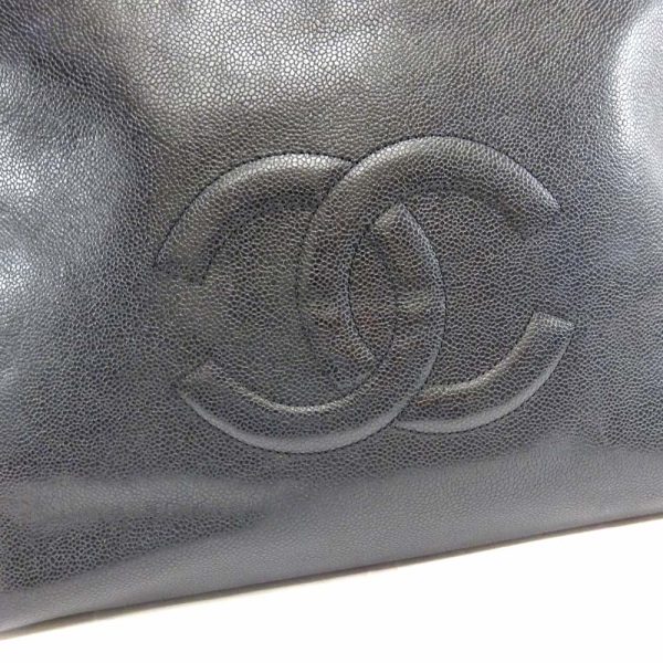 15 Chanel Chain Shoulder Tote Bag Black Caviar Skin