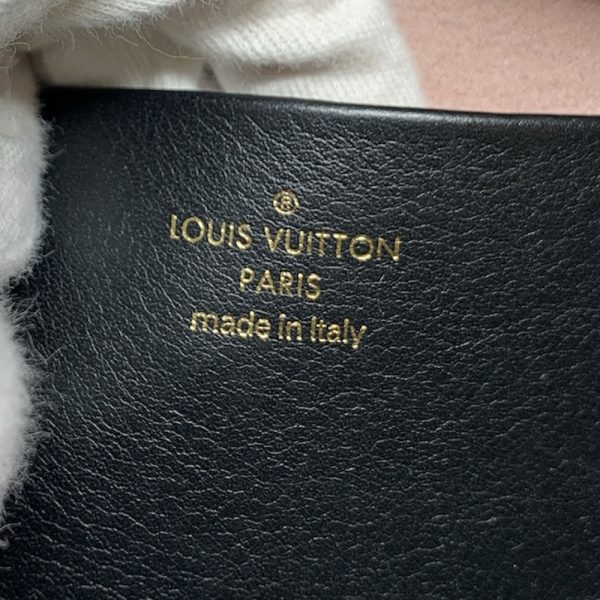 2200506 11 Louis Vuitton Speedy Bandouliere 22 Monogram Bag