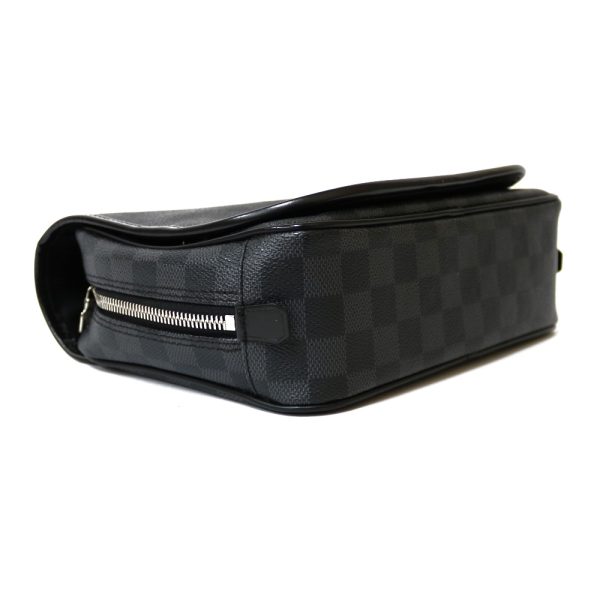 4 Louis Vuitton Damier Graphite Second Bag Black