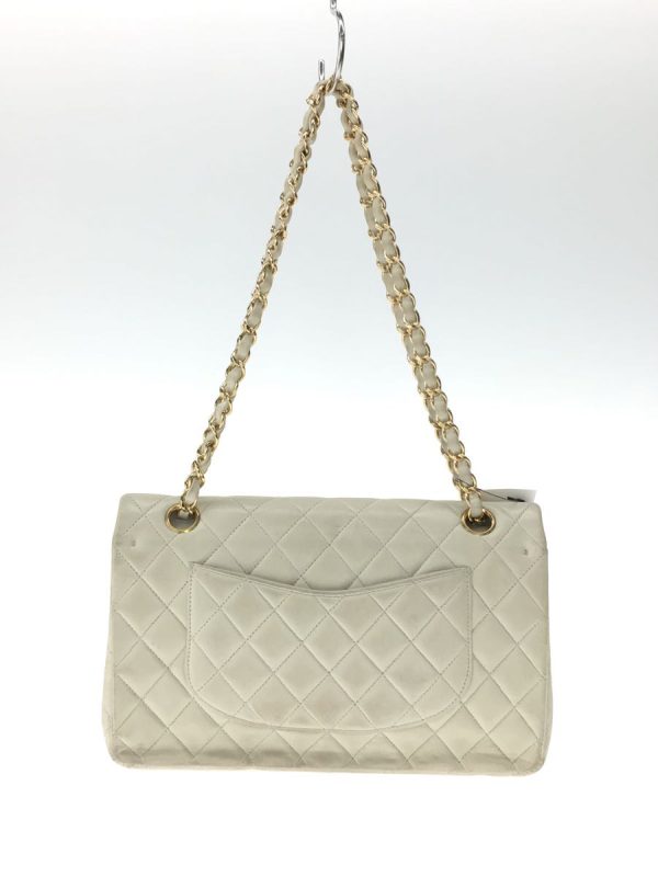 4 Chanel Matelasse 25 Chain Shoulder Bag Lambskin White