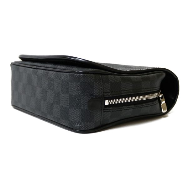 5 Louis Vuitton Damier Graphite Second Bag Black