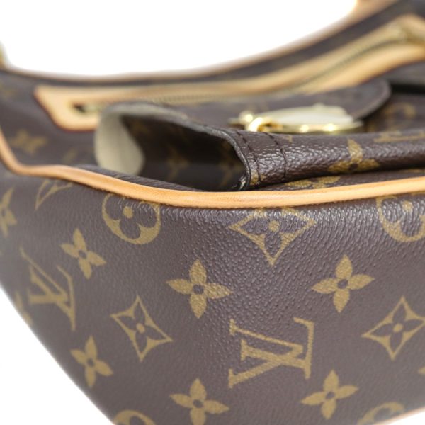 6 Louis Vuitton Hudson Gm Monogram Canvas Shoulder Bag