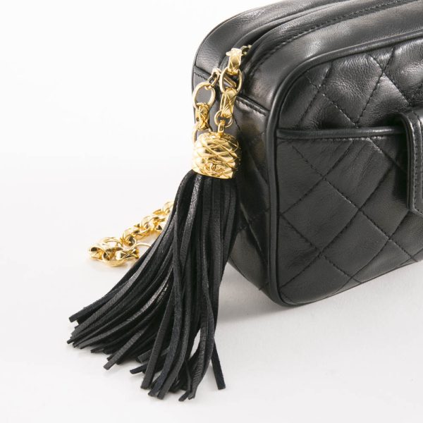 6 Chanel Lammertasse Mini Chain Shoulder Bag With Fringe