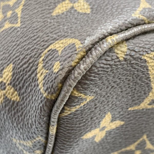 6 Louis Vuitton Neverfull GM Monogram Tote Bag