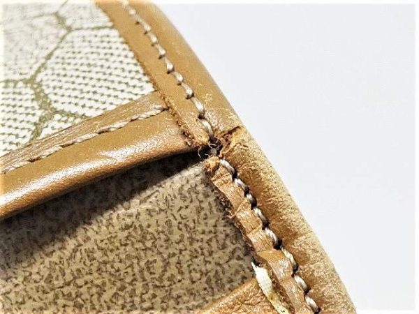 7 Christian Dior Honeycomb Pattern Chain Shoulder Bag Pvc Leather Beige