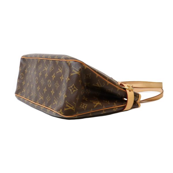 7 Louis Vuitton Monogram Shoulder Bag Brown