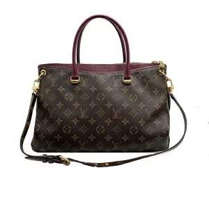 download 7 Louis Vuitton Pochette Volga Clutch Bag Monogram Prism Aurora White