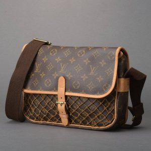 040418 35 0 Gucci Drawstring Gg Supreme Rucksack Beige