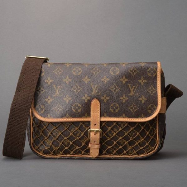 040418 35 1 Louis Vuitton PM Monogram Leather Shoulder Bag