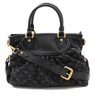 1 Louis Vuitton Mahina L Shoulder Bag