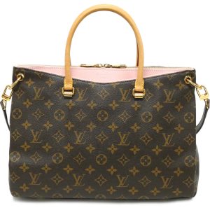 1 Gucci GG MARMONT Small Leather Shoulder Bag