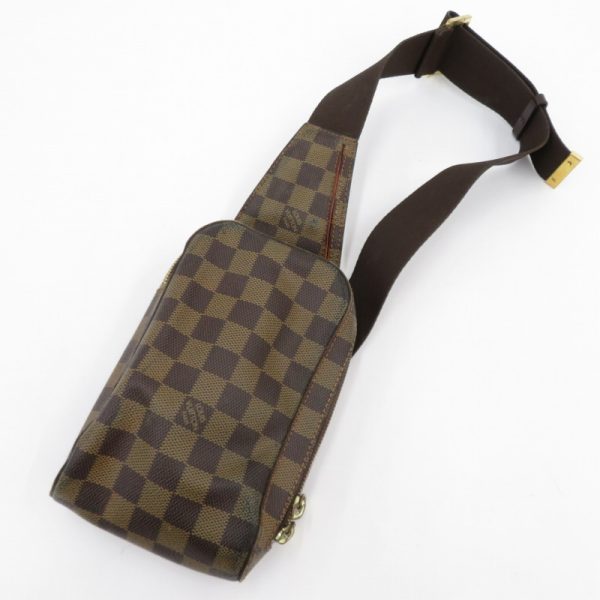 1 Louis Vuitton Damier Jeronimos Body Bag