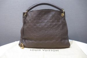 1 Louis Vuitton Monogram Hudson GM Handbag Shoulder Bag Brown