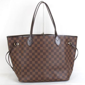 1 Gucci Chain Tote Shoulder bag Leather