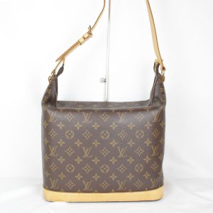 1 Louis Vuitton On the Go MM LV Remix Monogram Denim Blue