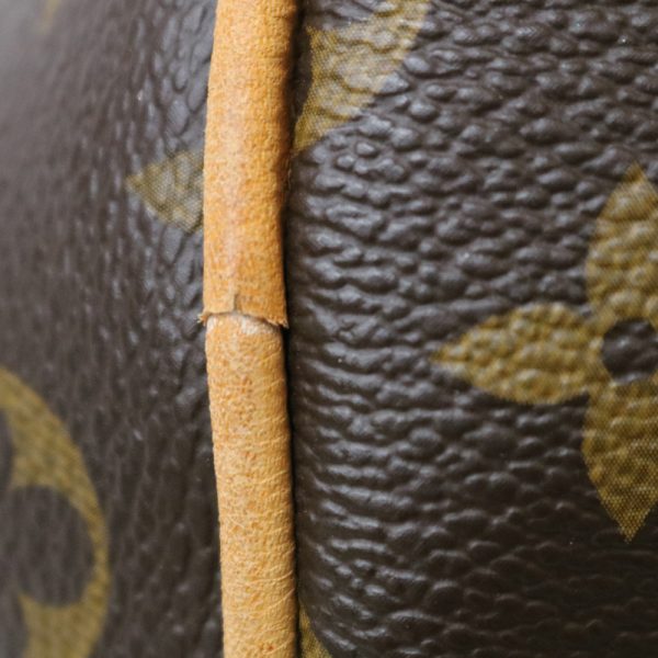 10 Louis Vuitton Montorgueil Monogram Shoulder Bag