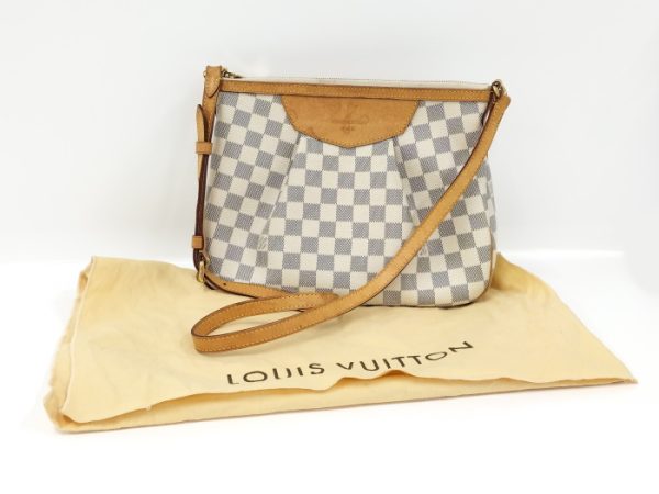 10 Louis Vuitton Shoulder Bag Siracusa PM Damier Azur