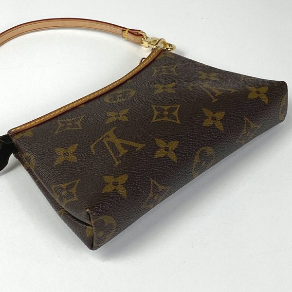 1000048313512 12 Louis Vuitton Pochette Delightful Monogram Makeup Cosmetic Bag