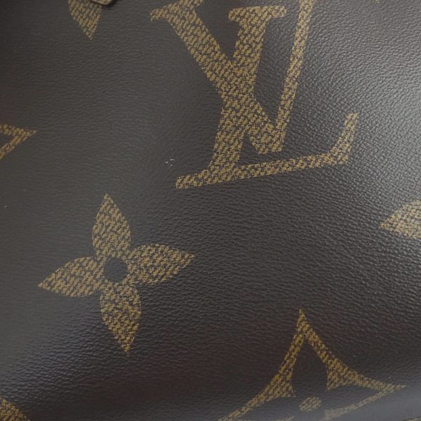 10004221 7 Louis Vuitton On The Go MM 2WAY Tote Bag