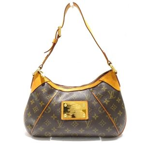 1003020209800060 1 Gucci GG Marmont Quilted Small Chain Shoulder Bag