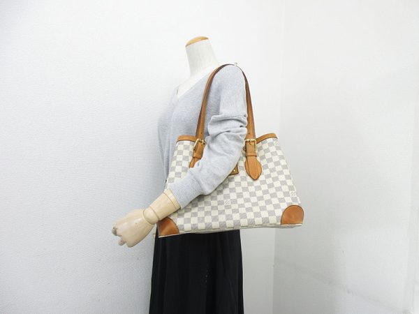 1240101041853 12 Louis Vuitton Damier Azur Hampstead MM Tote Bag