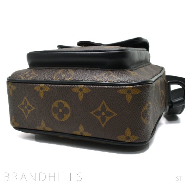 128233 5 Louis Vuitton Christopher Wearable Wallet Crossbody Bag