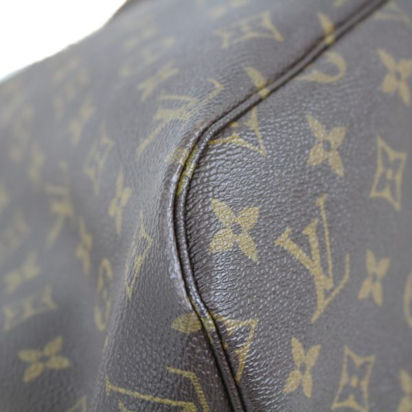 13 Louis Vuitton Neverfull MM Shoulder Bag Monogram Tote