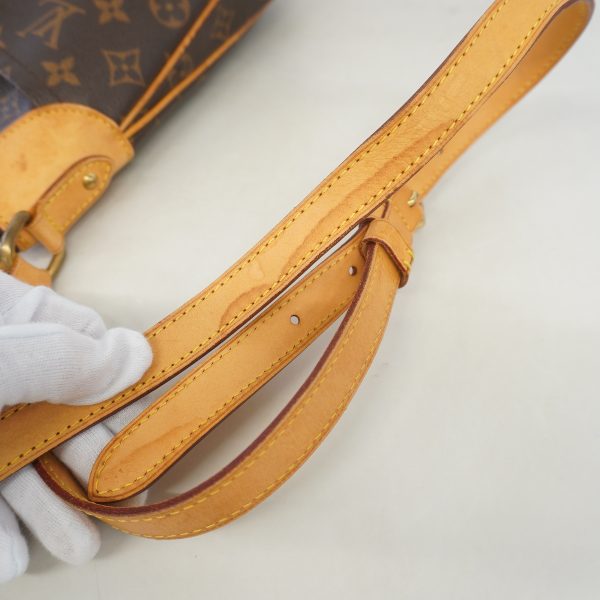 1566442 1993 7 Louis Vuitton Monogram Odeon PM Shoulder Bag