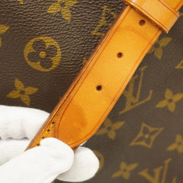 1571456 1993 8 Louis Vuitton Monogram Petite Noe Shoulder Bag