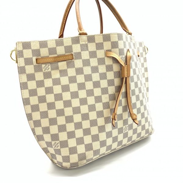 2 Louis Vuitton Girolatta Damier Azure Tote Bag White