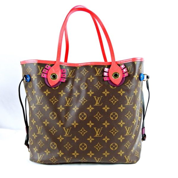 OLYMPUS DIGITAL CAMERA Louis Vuitton Monogram Neverfull MM Totem Tote Bag