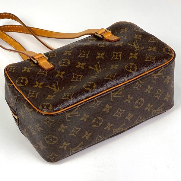 2 Louis Vuitton Cite MM Shoulder Bag Monogram