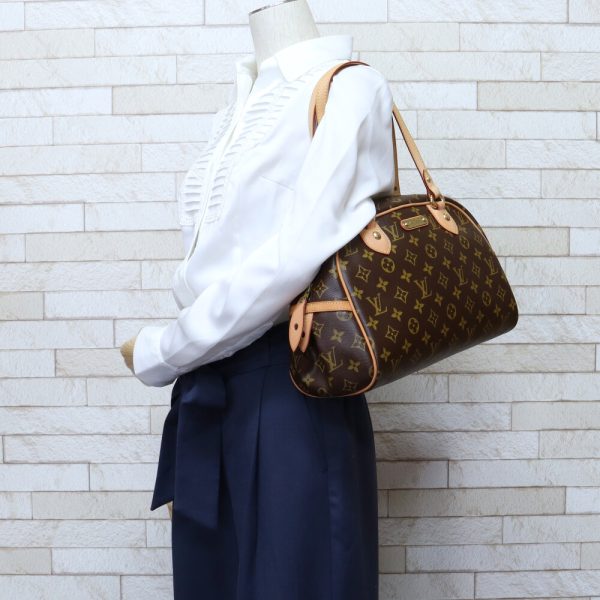 2 Louis Vuitton Montorgueil PM Monogram Shoulder Bag