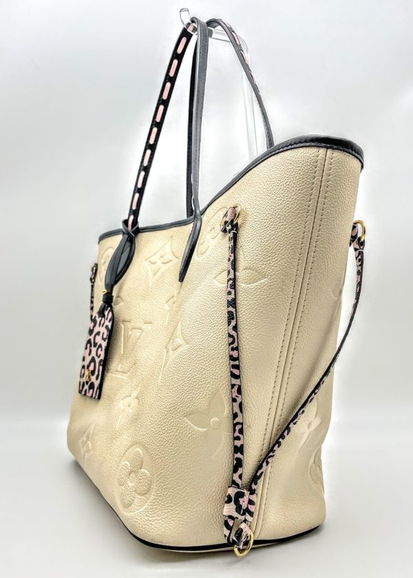 2 Louis Vuitton Neverfull MM Wild At Heart Monogram