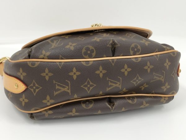 2000803259300358 9 Louis Vuitton Turam PM Shoulder Bag Monogram