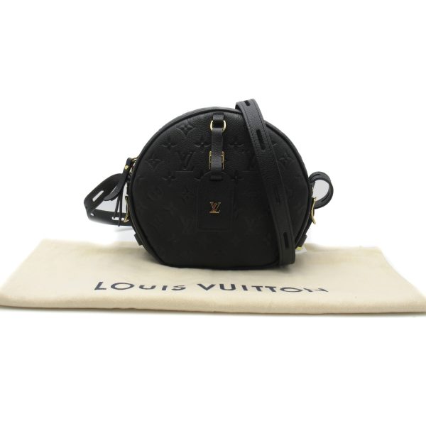 2101216976405 15 Louis Vuitton Boite Chapeaux Supple MM Shoulder Bag Leather