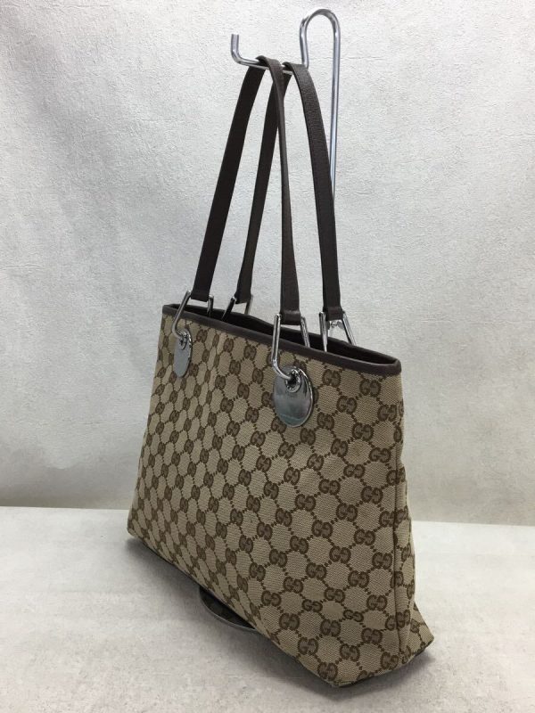 2329993229266 02 Gucci Tote Bag GG Canvas Eclipse Brown