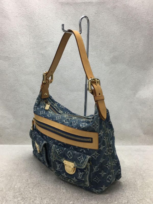 2338060744069 02 Louis Vuitton Buggy PM Monogram Denim Blue One Shoulder Bag