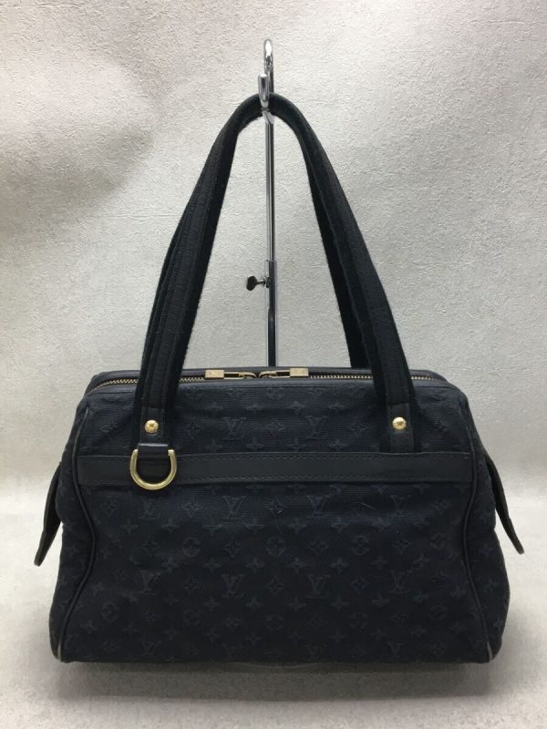 3 Louis Vuitton Josephine PM Monogram