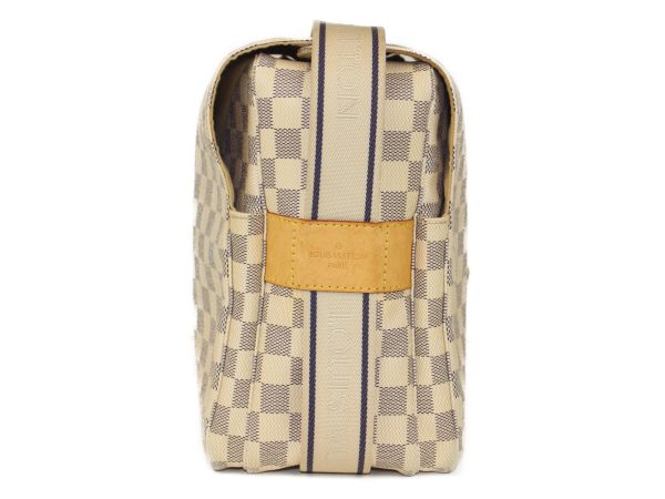 3 Louis Vuitton Naviglio Damier Azur