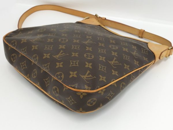 3 Louis Vuitton Odeon MM Shoulder Bag Monogram