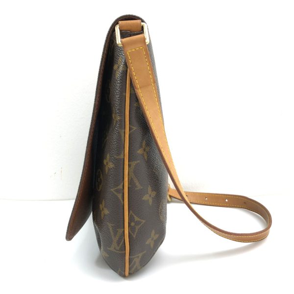 3 Louis Vuitton Shoulder Bag Musette Salsa Short Monogram Canvas