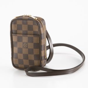 340100kwh390038 Christian Louboutin Chain Studs Leather Shoulder Bag Black