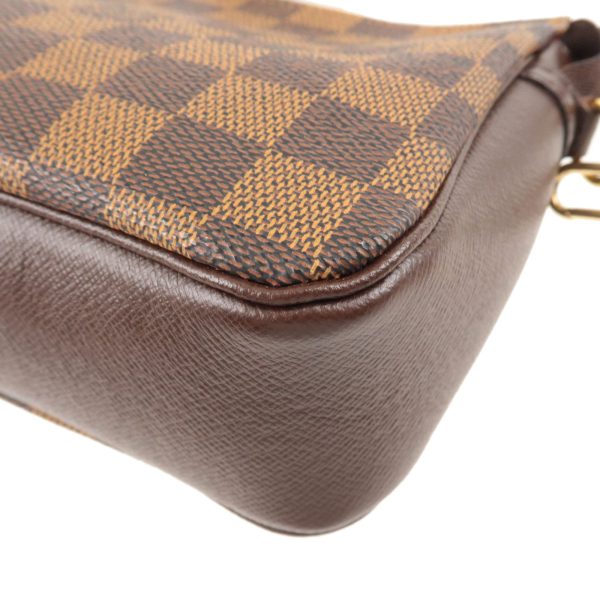 36673 1 7 Louis Vuitton Damier Truth Makeup Accessory Pouch