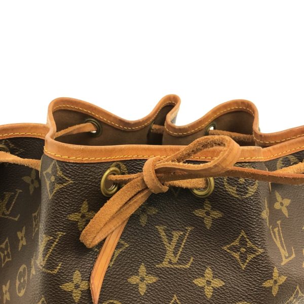 36894872 11 Louis Vuitton Petit Noe Shoulder Bag Monogram Canvas