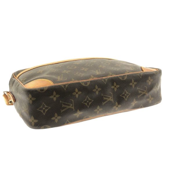 36948708 4 Louis Vuitton Trocadero 30 Shoulder Bag Monogram Canvas