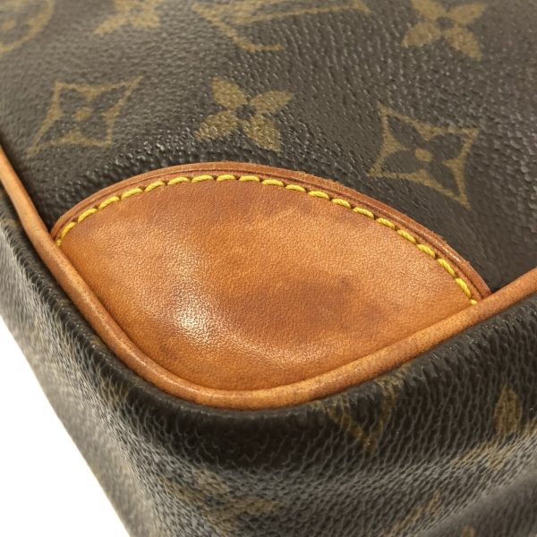 36948708 5 Louis Vuitton Trocadero 30 Shoulder Bag Monogram Canvas