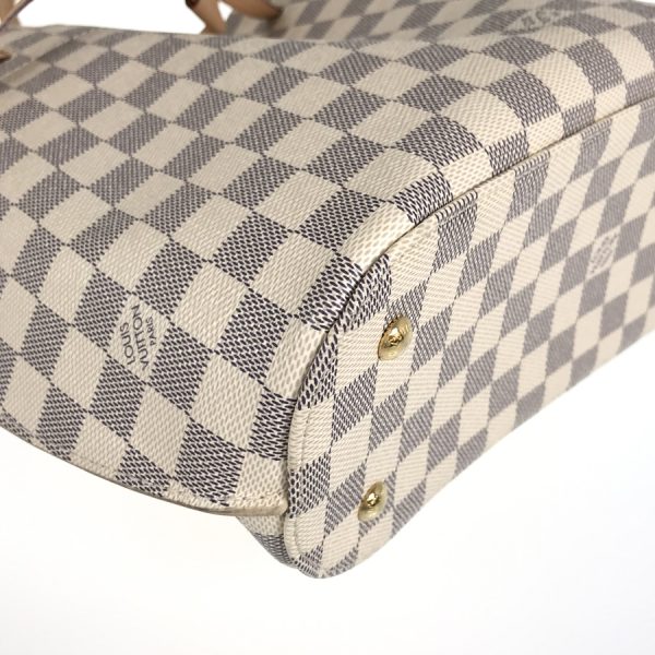 4 Louis Vuitton Damier Girolatta White Handbag