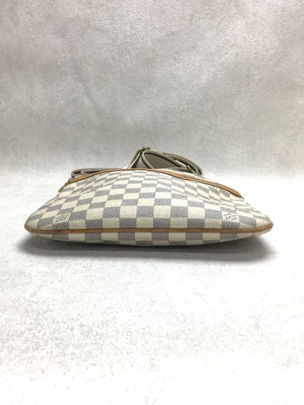 4 Louis Vuitton Pochette Bosphore Damier Azur White