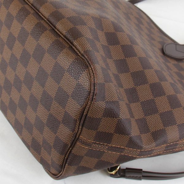 4 Louis Vuitton Neverfull MM Tote Bag Damier Canvas